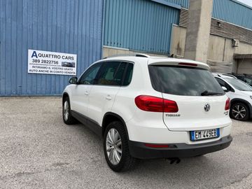 Volkswagen Tiguan - 4