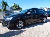 Chevrolet Cruze Station Wagon LT+ 1,7 D *Kamera*Navi*Temp* - Chevrolet Cruze: Schwarz