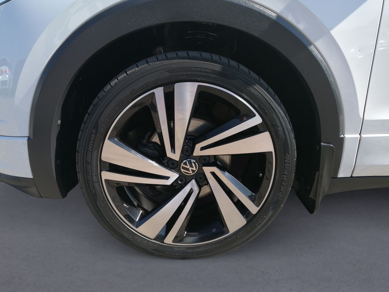 T-Cross 1.0 TSI DSG Active R Line NAVI+LED+ACC