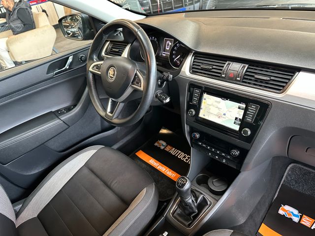 Skoda Rapid*KLIMAAUTO*SZHZ*CARPLAY*NAVI*TEMPO*TÜV0927