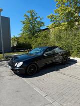 Mercedes-Benz E 500 AVANTGARDE Avantgarde - gebrauchte Mercedes-Benz E 500 aus dem Jahr 2003