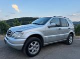 Mercedes-Benz ML 320 1. Hand Tüv NEU Anhängerkupplung Leder - Mercedes-Benz ML 320 mit Benzin-Antrieb