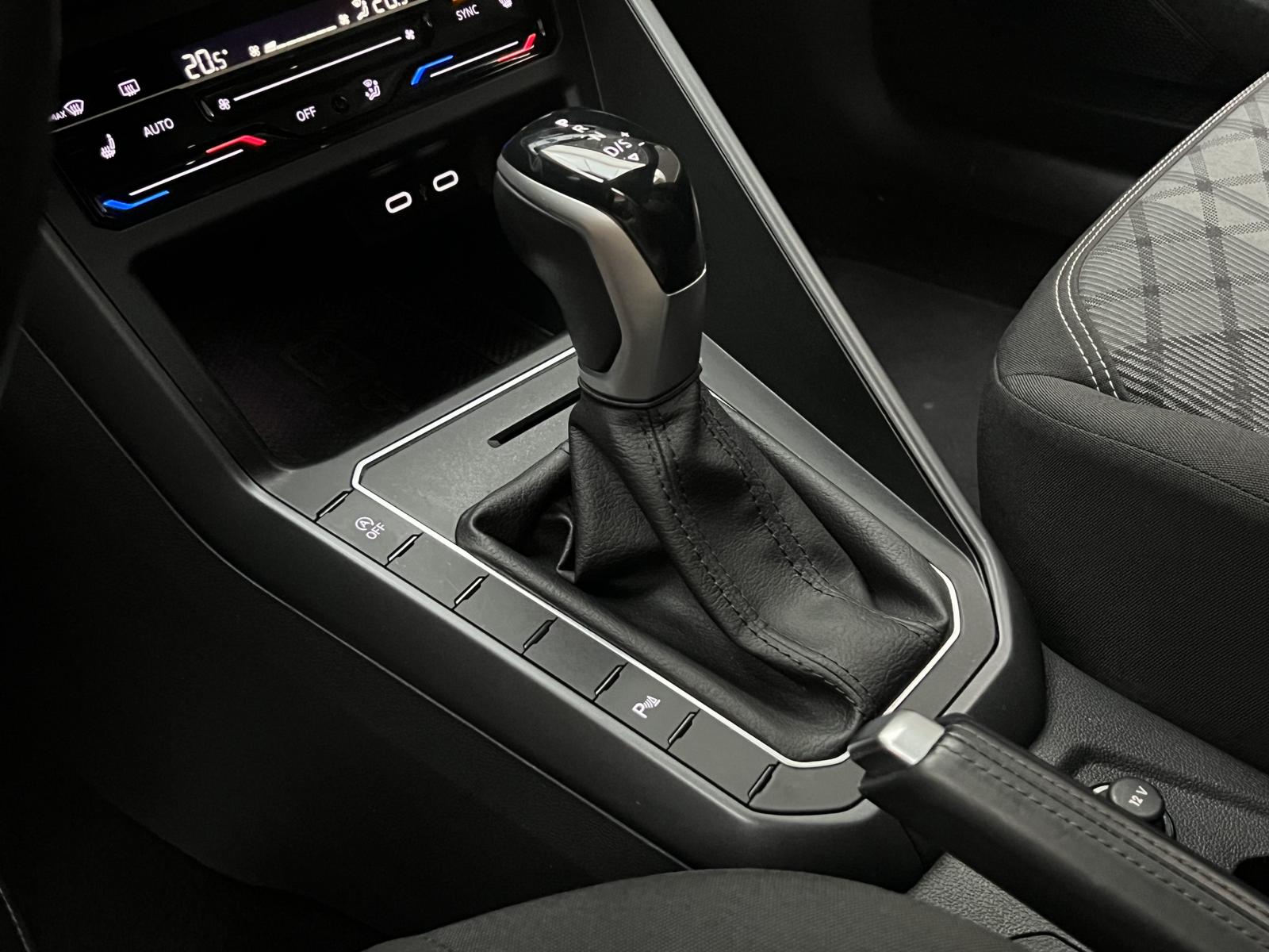 Volkswagen Taigo 1.0TSI DSG R-Line Navi AHK Kamera DAB+ IQ, миниатюра 18