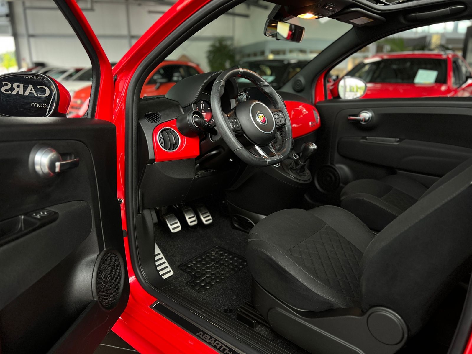 Fahrzeugabbildung Abarth 595C 1.4 T-Jet KLIMA NAVI ALU