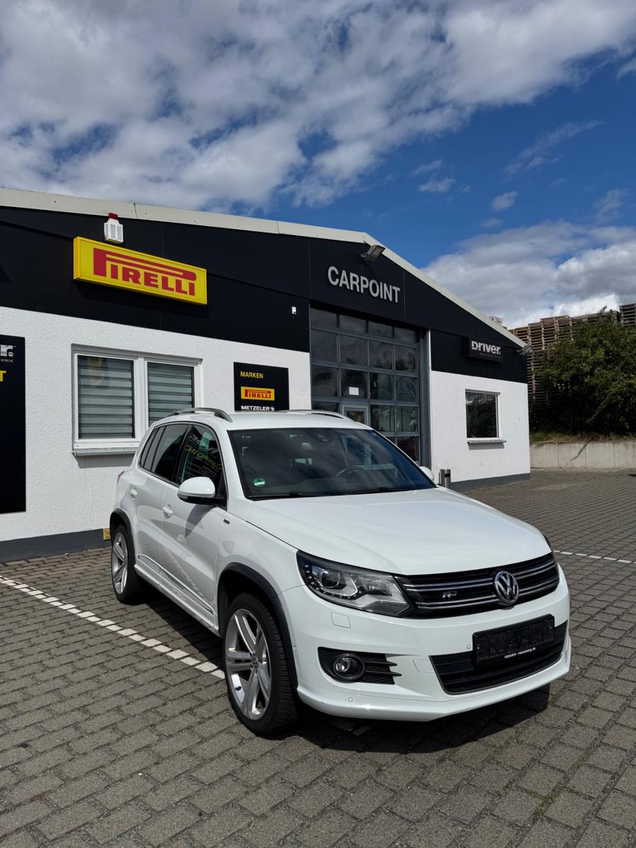 Volkswagen Tiguan R-Line Lounge Sport & Style Xenon AHK 19"