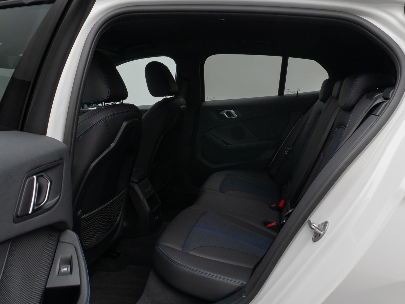 Fahrzeugabbildung BMW 120i M Sport DAB CockPitPr PDC Geschwindigkeitsr