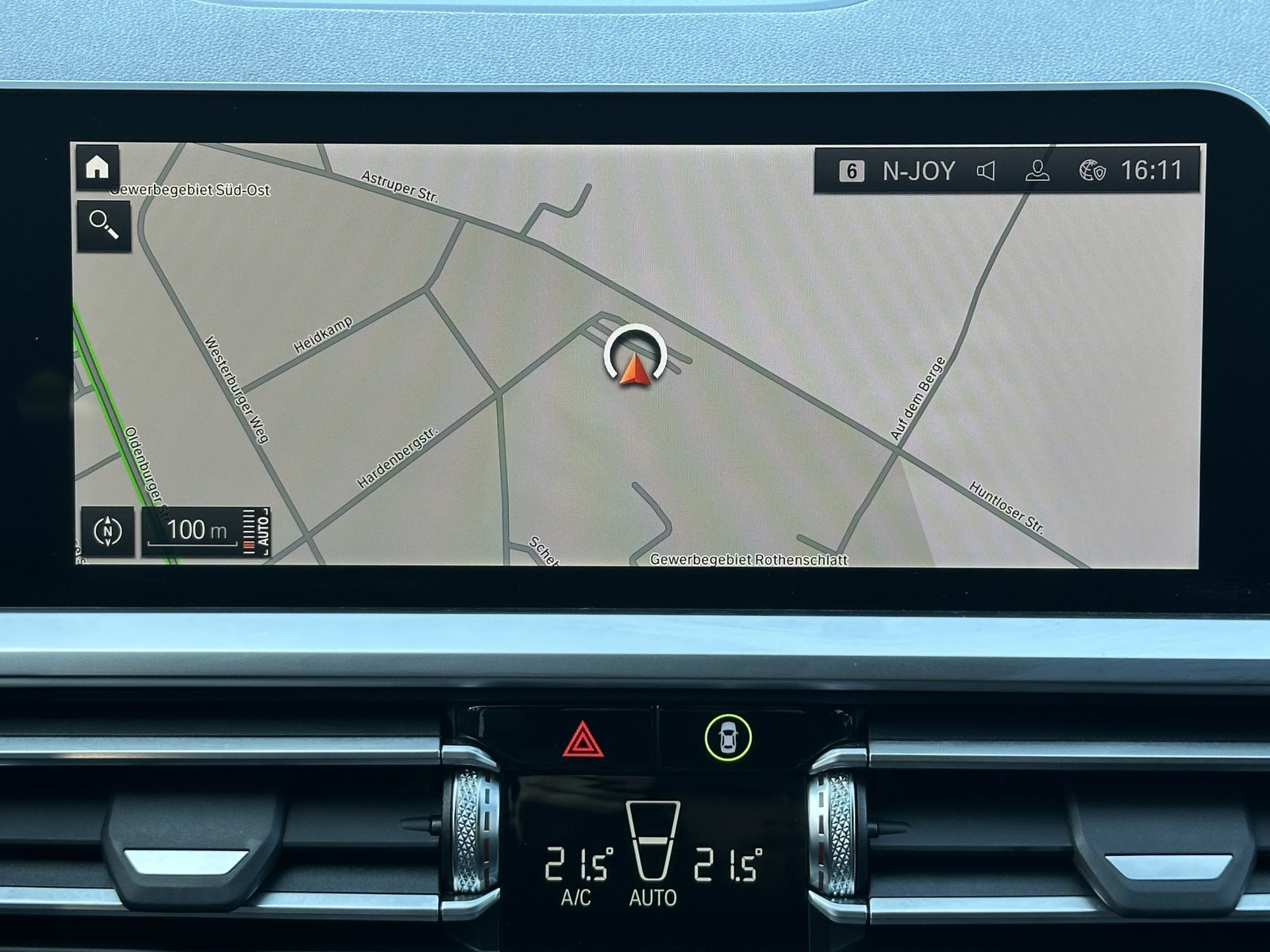 Fahrzeugabbildung BMW 330e Touring M-Sport NAV+LASER+AHK+ACC+360°+HUD