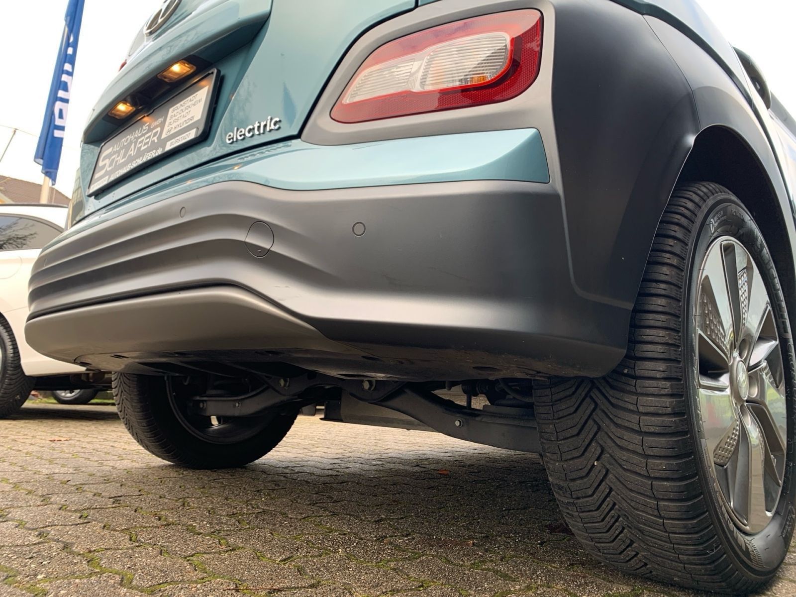 Fahrzeugabbildung Hyundai KONA Premium Elektro 64 kWh Navi LED 1Hd