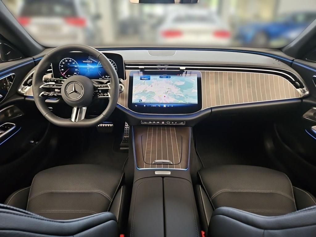 Fahrzeugabbildung Mercedes-Benz E 300e T +AMG+AHK+NIGHT+WINTER+KOMFORT+BURM+20''