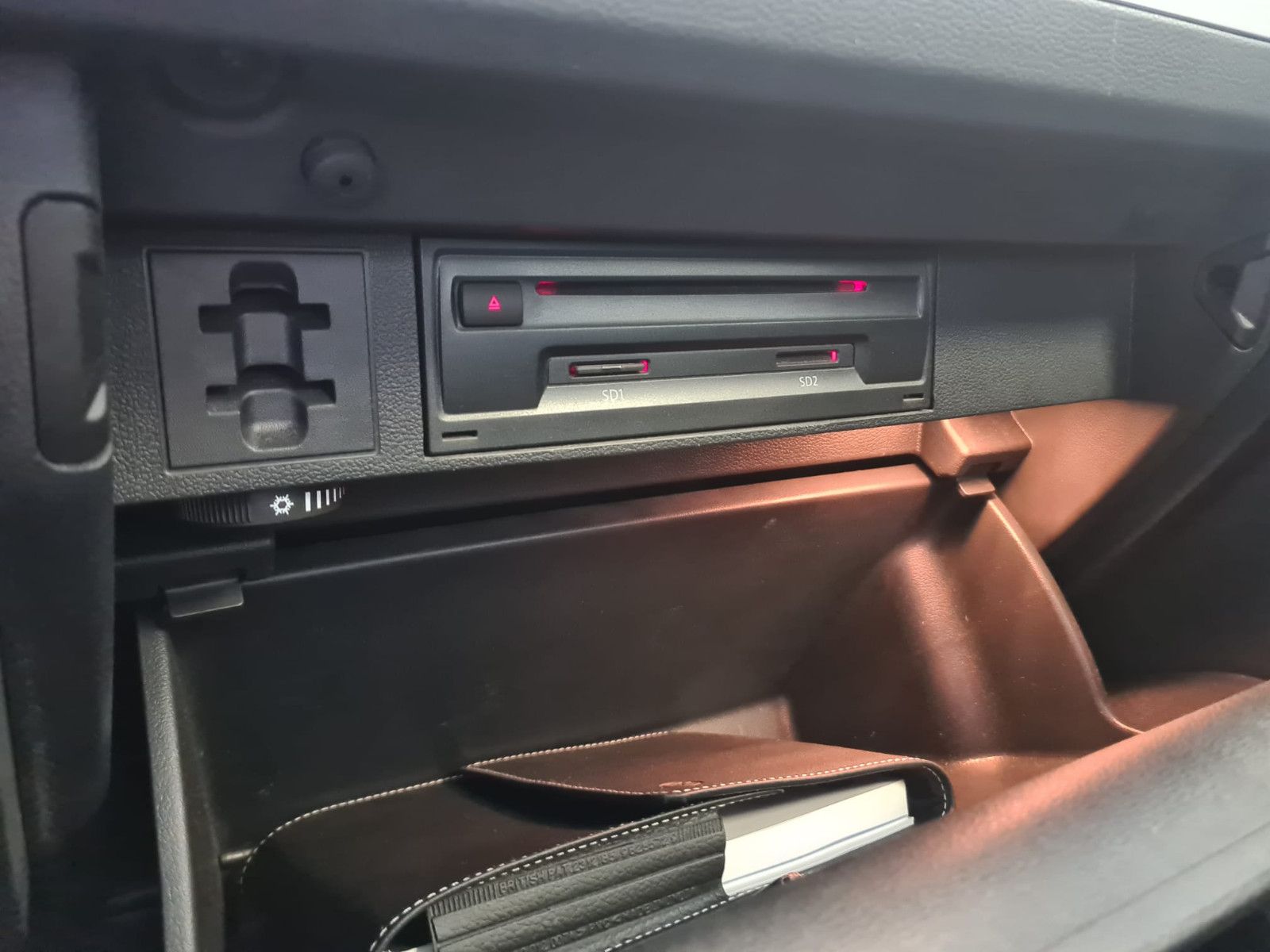 Fahrzeugabbildung Volkswagen Tiguan Comfortline 4Motion/KAMERA