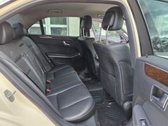 Fahrzeugabbildung E 200 NGT BlueEfficiency NGD