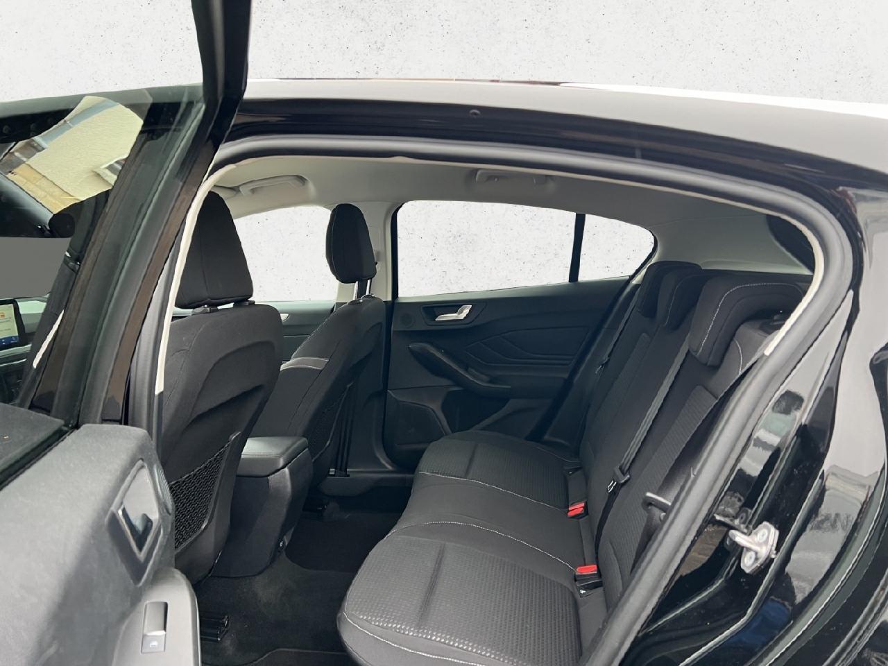 Ford Cool & Connect 1. Hand, Winter-Paket, CarPlay