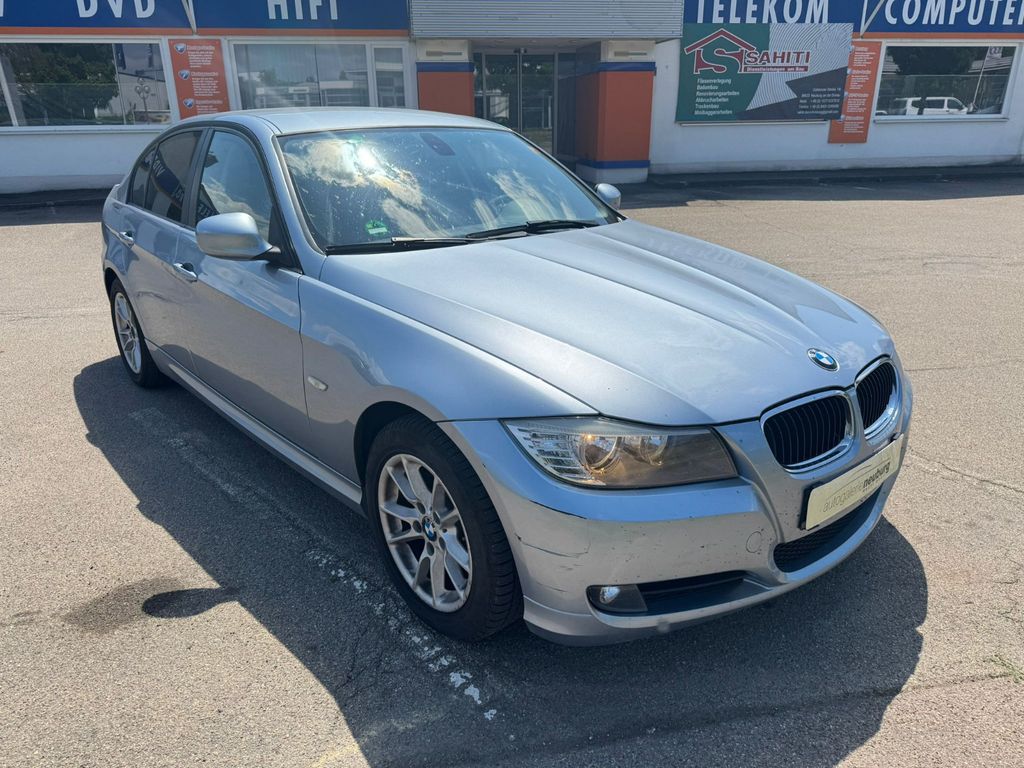 BMW 318 2