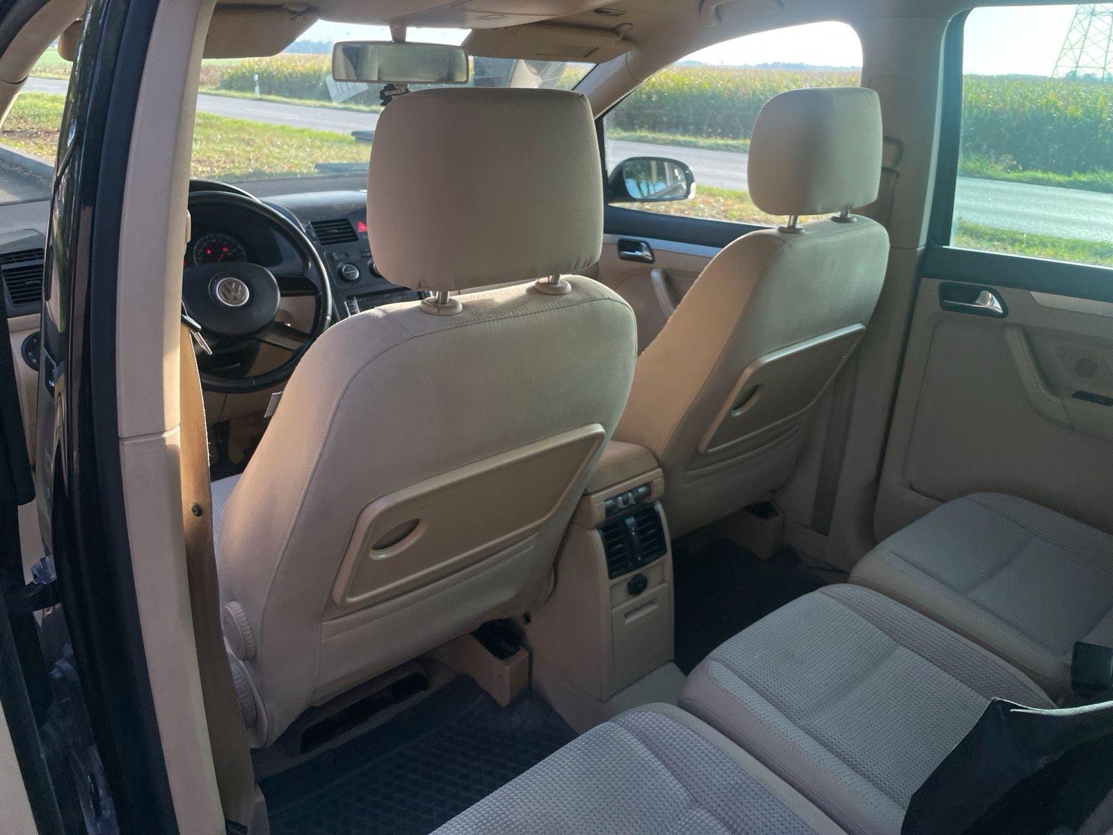 Volkswagen Touran 2005 — photo 9