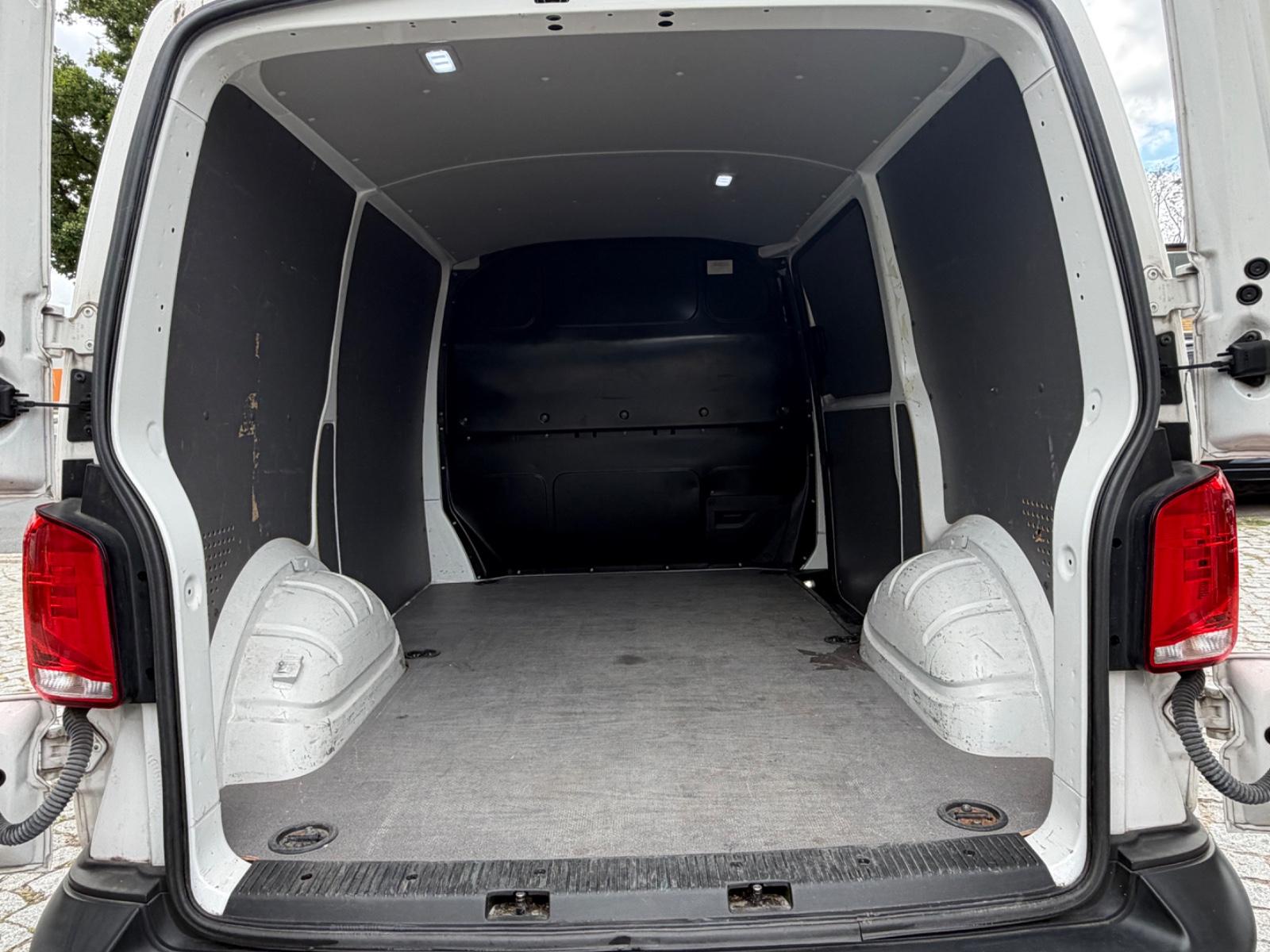 Volkswagen T6.1 Transporter*Klima*EFH*3-Sitze*Kamera*Euro6