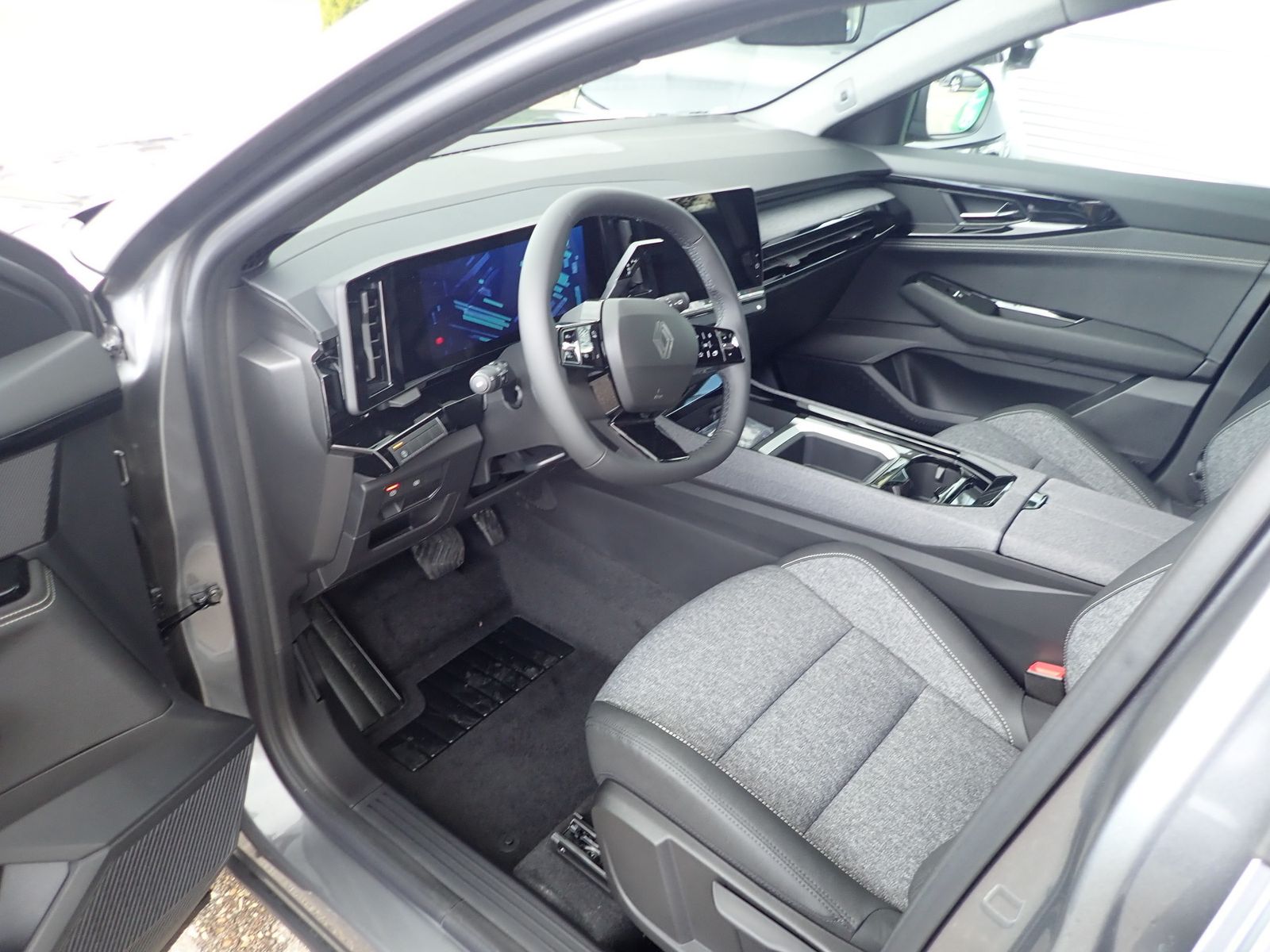 Fahrzeugabbildung Renault Austral Evolution Mild Hybrid 150 Automatik