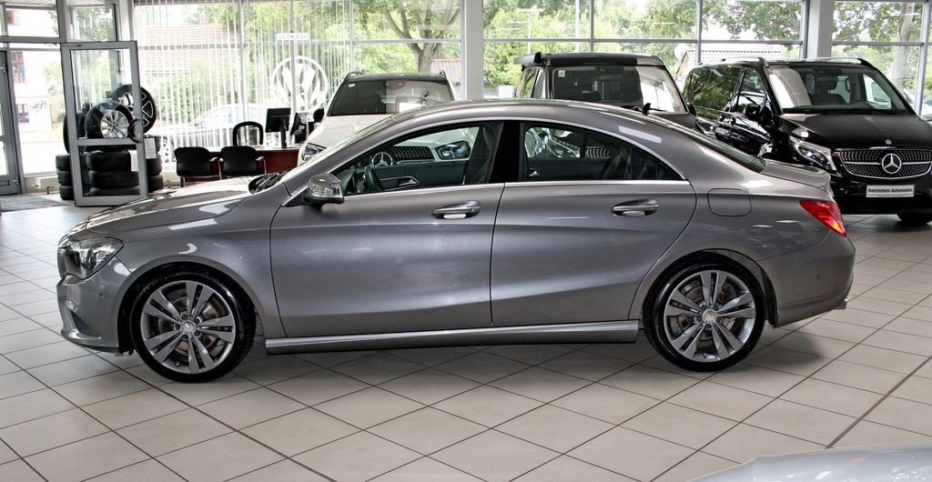 Mercedes-Benz CLA 180 Coupe KAMERA SCHECKH SOUND