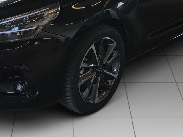 Fahrzeugabbildung Hyundai i30 FL Kombi (MY25) 1.0 T-GDI (100 PS) Advantage