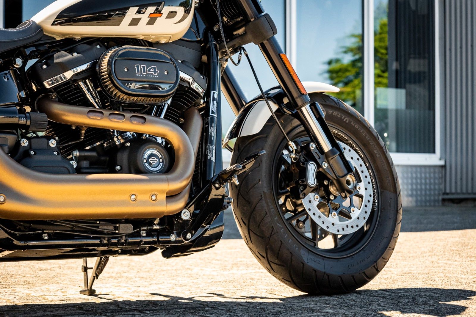 Fahrzeugabbildung Harley-Davidson FXFBS FAT BOB 114 CUI SOFTAIL - JEKILL&HYDE -