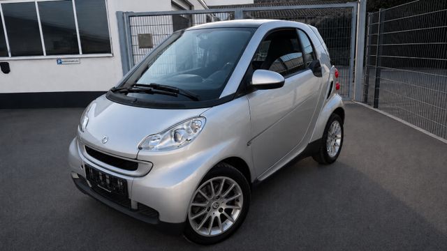 smart forTwo 451 · CarPlay · Panorama · Sitzheizung · 71 PS · Klima – Gebrauchtwagen bei Becem Automobile Leverkusen
