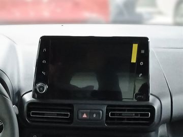 Fotografie 8 des Opel Combo Electric Ultimate Kamera Parkpilot 17"Alu