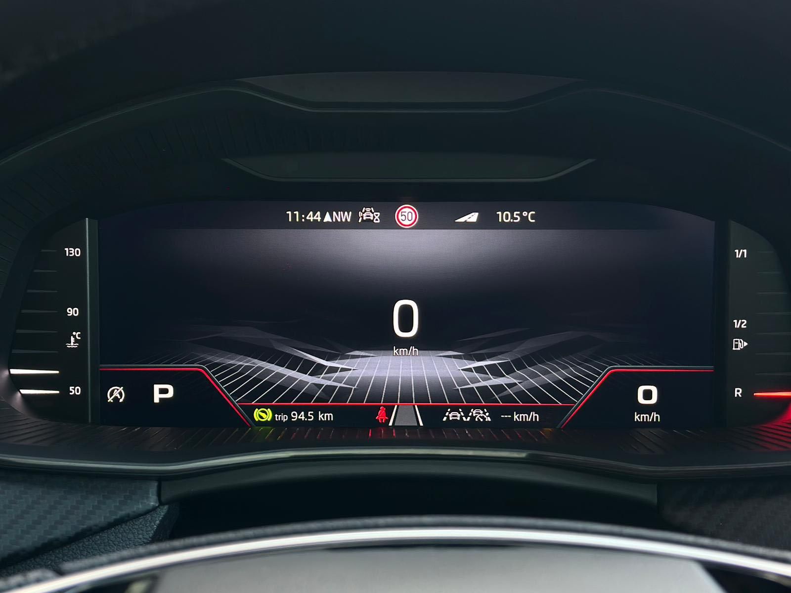 SKODA Kamiq 1.5TSI MONTE CARLO* LED#SHZ#LH#FH#KEYL#AHK - Image 12