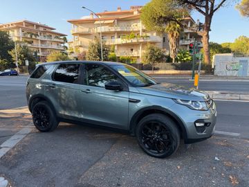 Land-Rover Discovery Sport - 2