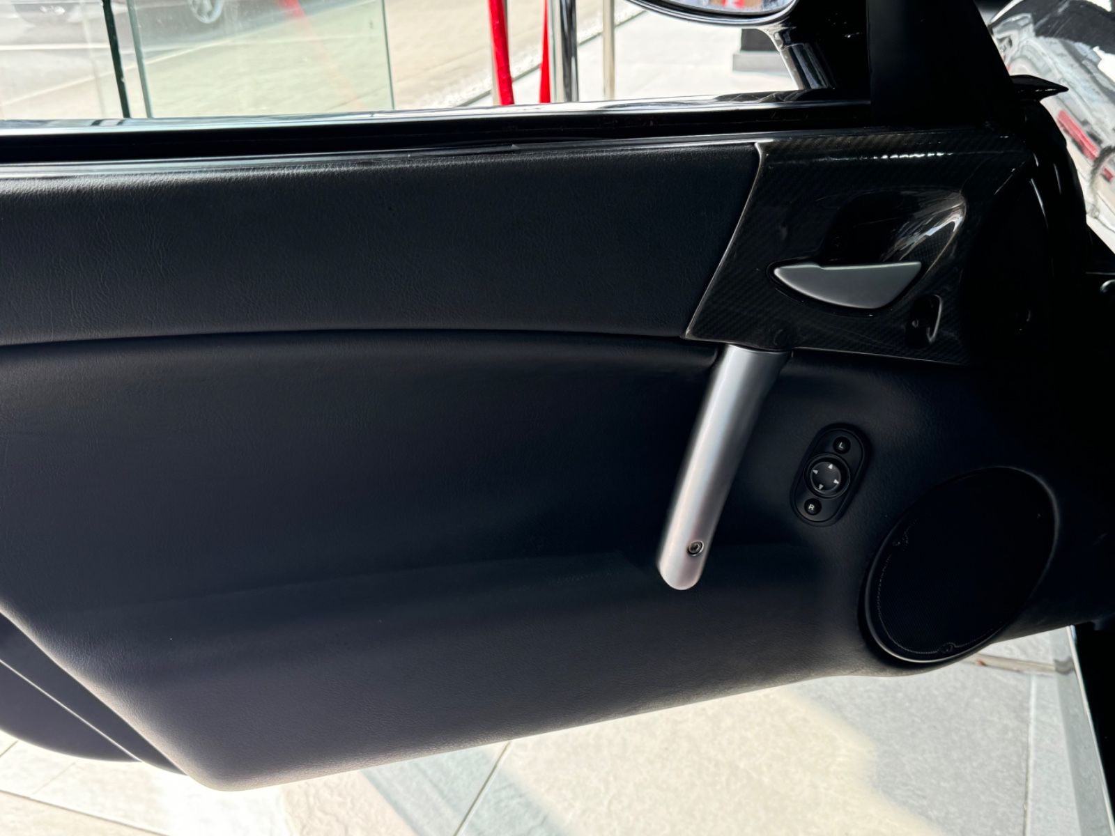 Fahrzeugabbildung Dodge Viper SRT-10 8,3L /SIDEPIPES/EU-AUSFÜHRUNG/