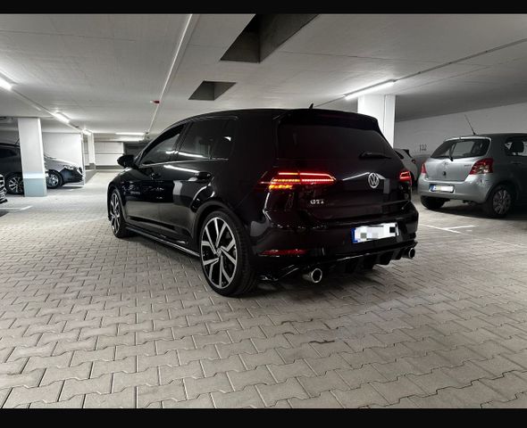 Volkswagen Golf 7 GTI