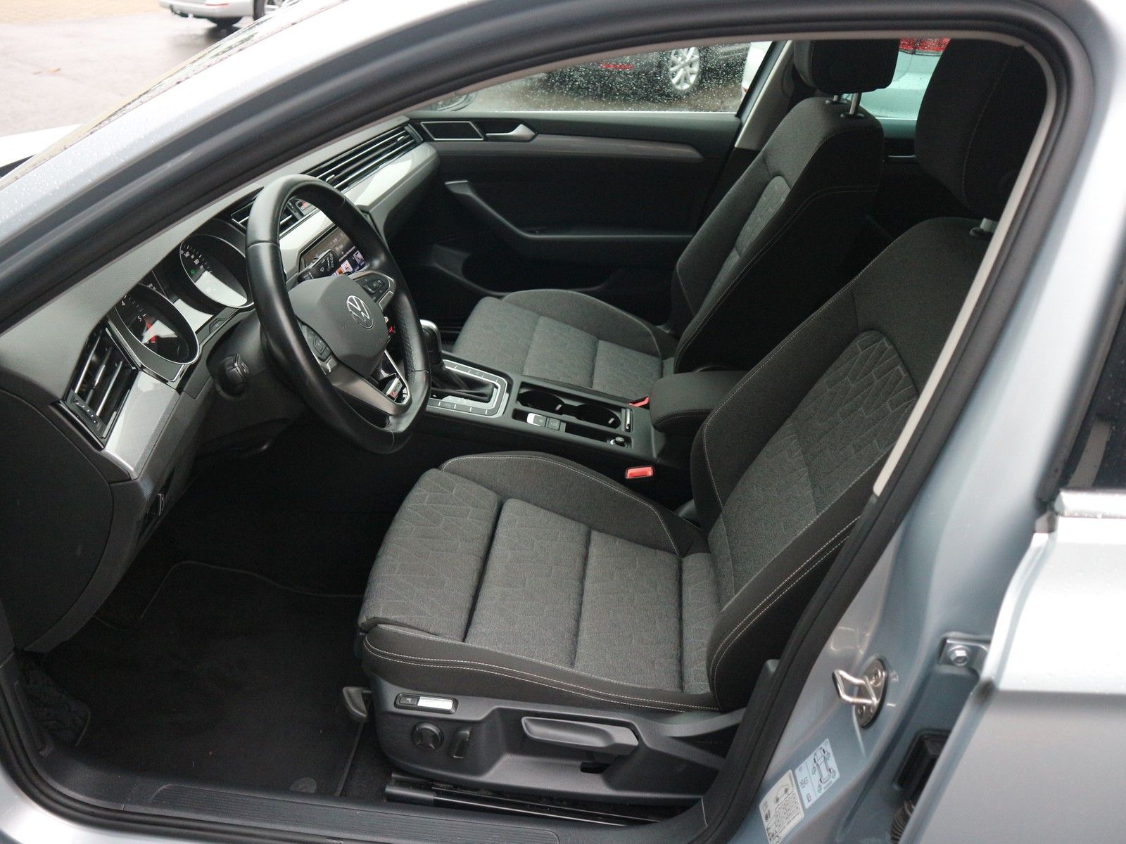 Volkswagen Passat - Bild 9