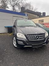 Mercedes-Benz ML 350 CDI 4Matic - Mercedes-Benz ML 350 in Köln