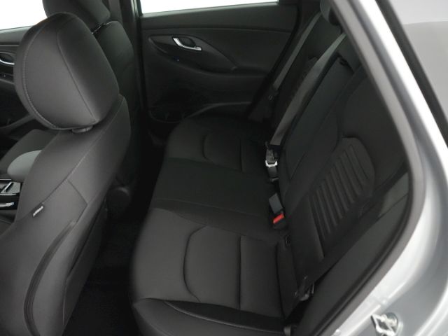 i30 FACELIFT T-GDI ADVANTAGE DCT+VOLL LED+NAVI+R