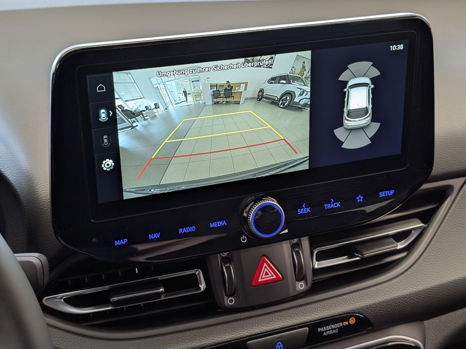 HYUNDAI i30 Kombi 1.6 T-GDI Trend Automatik SHZ Navi – Bild 30