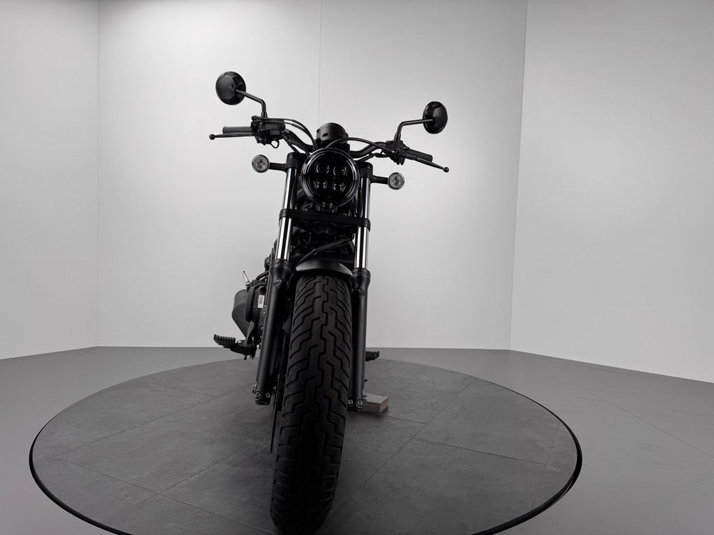 Fahrzeugabbildung Honda CMX500 REBEL *NEUWERTIG