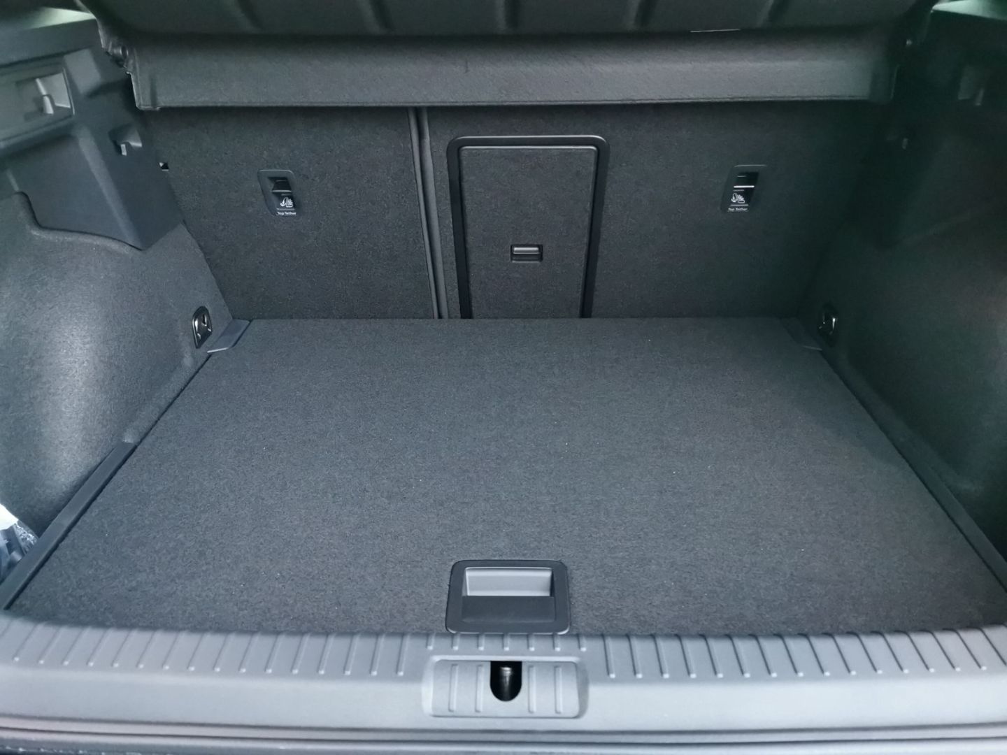 Fahrzeugabbildung CUPRA Formentor Navi digi. Cockpit LED El. Heckklappe