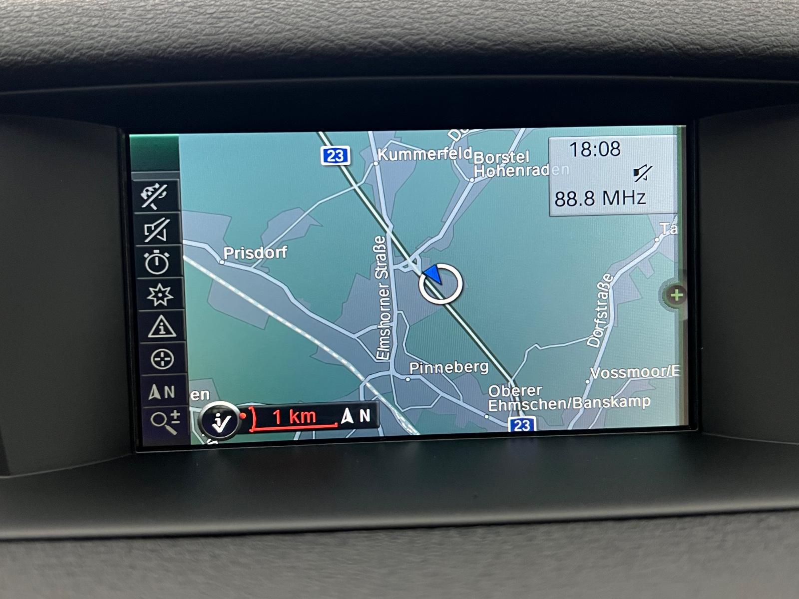 BMW X1 sDrive 20i / 1.HD / NUR 58.tKM / XENON / NAVI