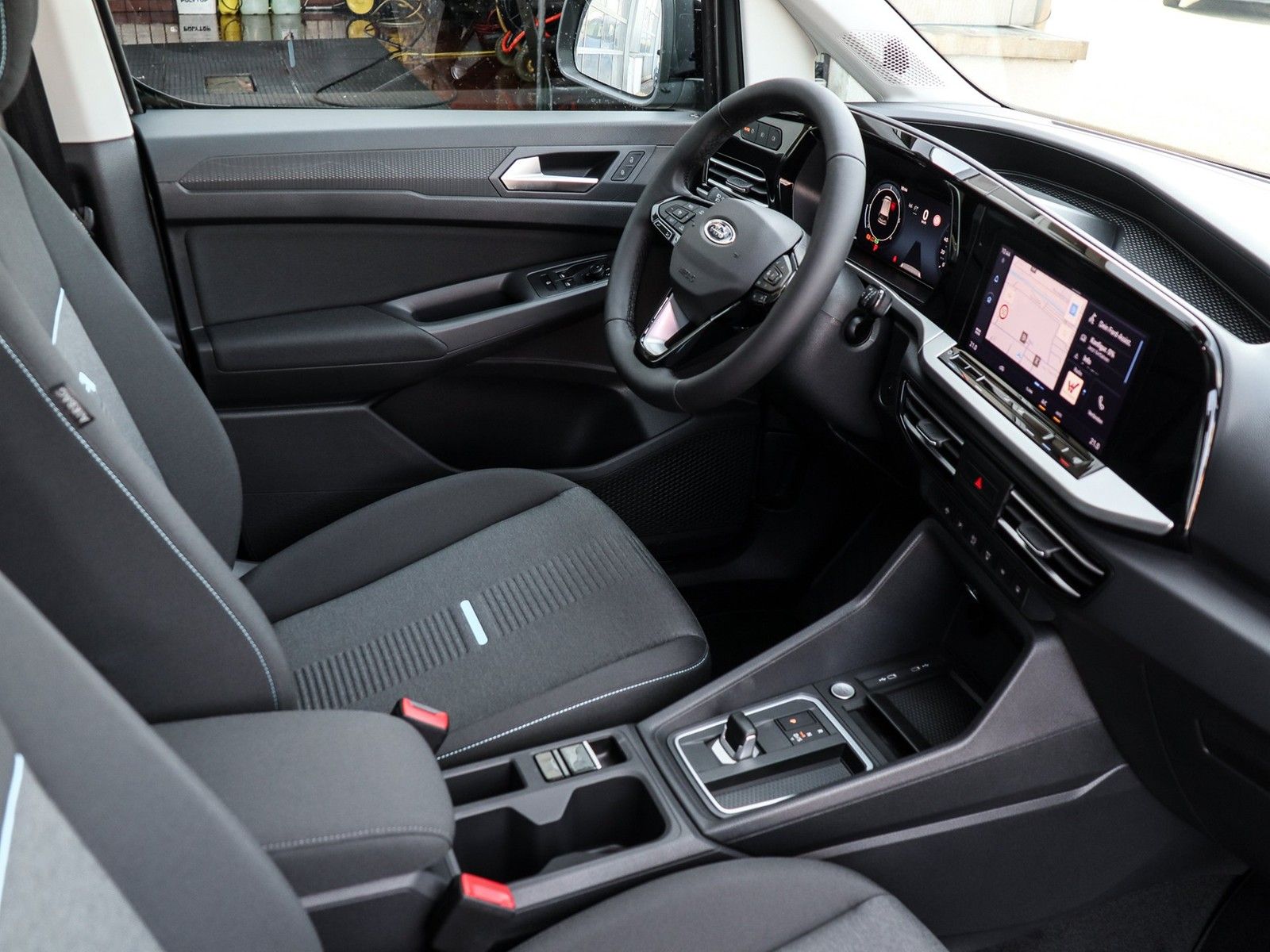 Ford Tourneo Connect L1 Active Automatik imagem 3