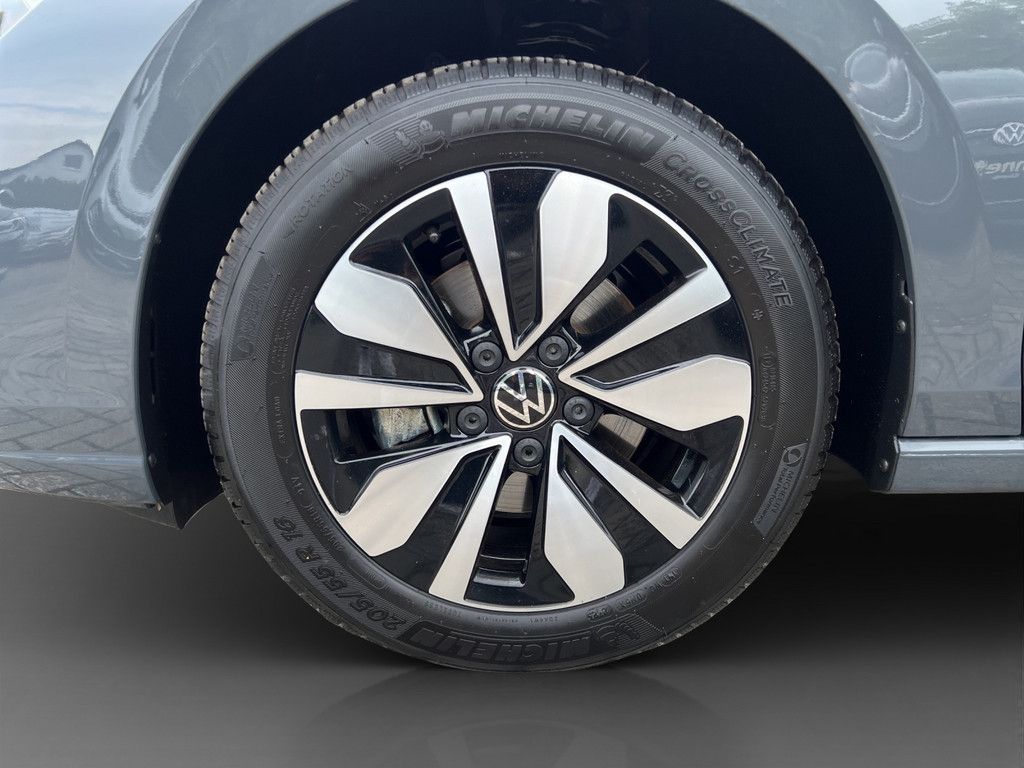 Volkswagen Golf - Bild 10