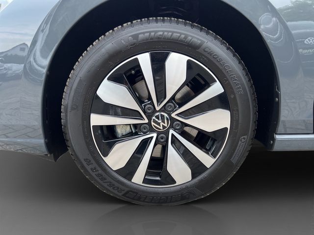 Golf VIII 2.0 TDI Goal DSG AHK ACC FACEL. LED