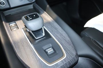 Fotografie des Nissan Qashqai 1.3 DIG-T MHEV Xtronic Tekna Pano