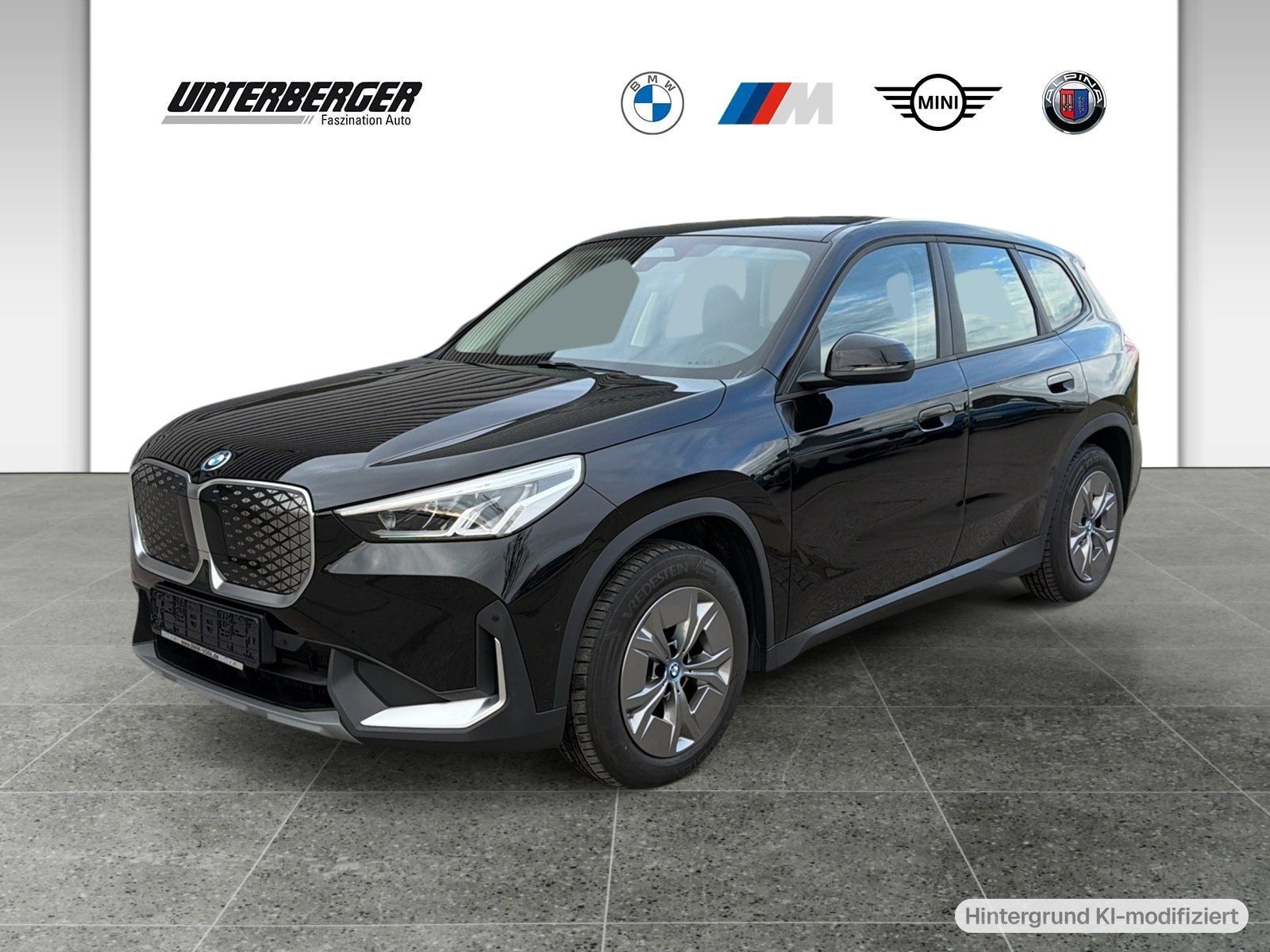 BMW iX1 xDrive30 Parking Assistant M Fahrwerk