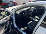 Ford Focus Turnier Active Automatik AHK/B&O/HUD - Ford Focus: Weiß