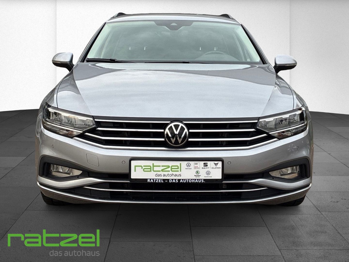 Fahrzeugabbildung Volkswagen Passat Variant 2.0 TDI DSG Business AHK-klappbar