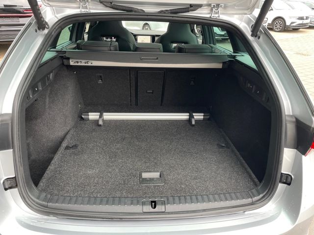 Octavia Combi RS 2.0 TSI DSG LED,Navi,AHK,Kamera