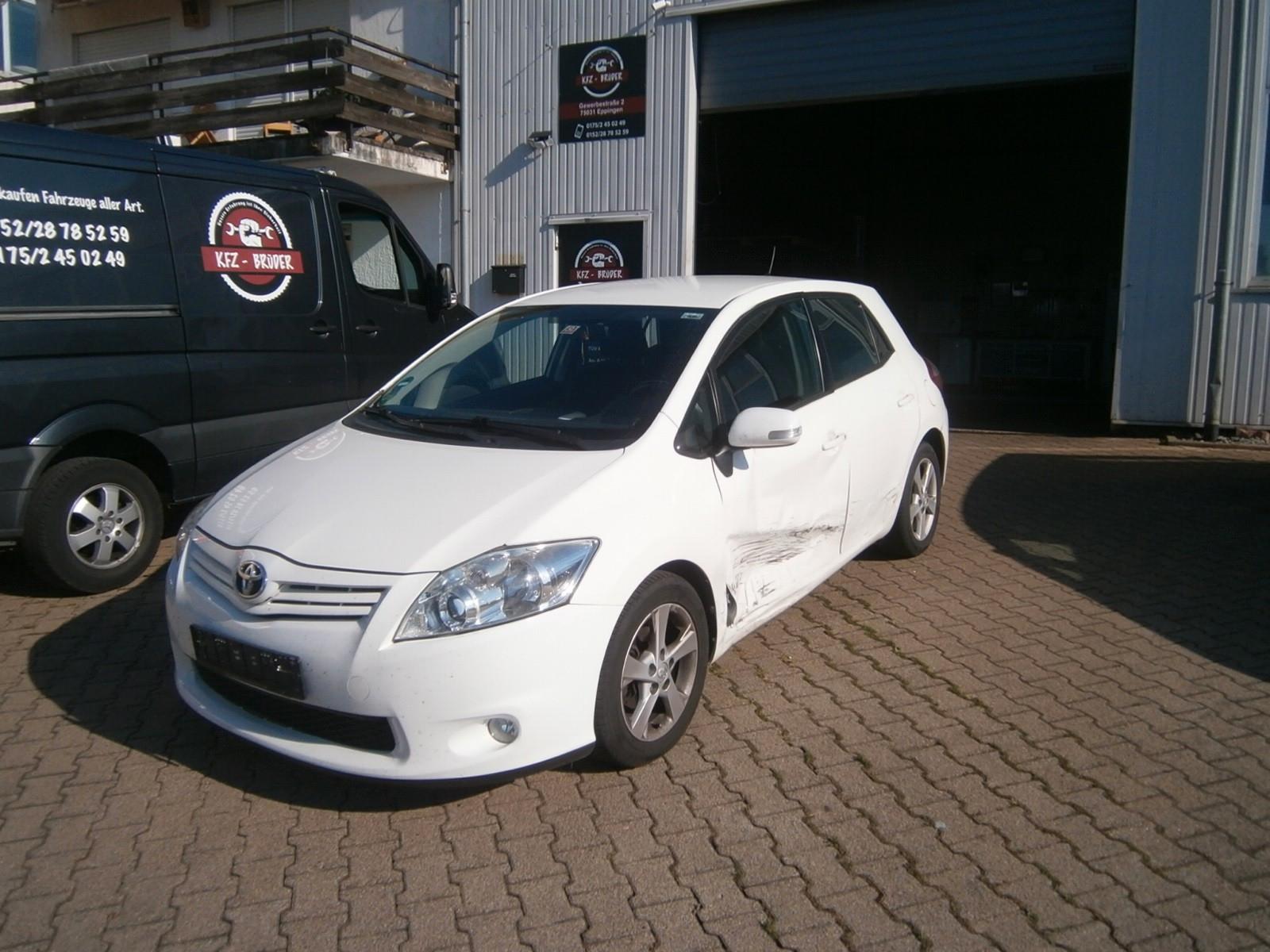 Toyota Auris 1,6-l-Valvematic Executive
