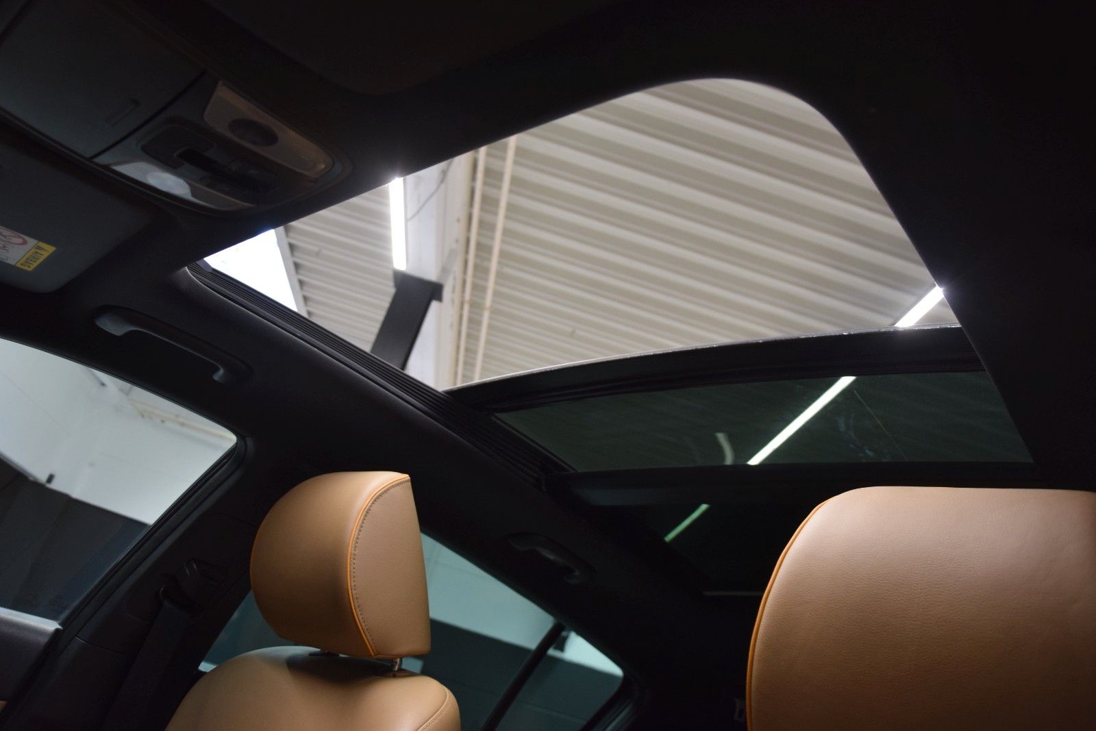 Fahrzeugabbildung Kia Sportage Platinum Edition 4WD Pano JBL Bi-Xenon