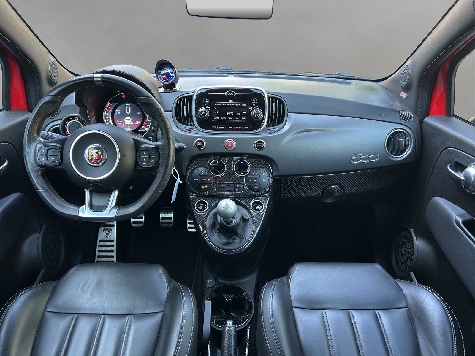 Fahrzeugabbildung Abarth 595 1.4 T-Jet Turismo Beats Carbon Leder Xenon