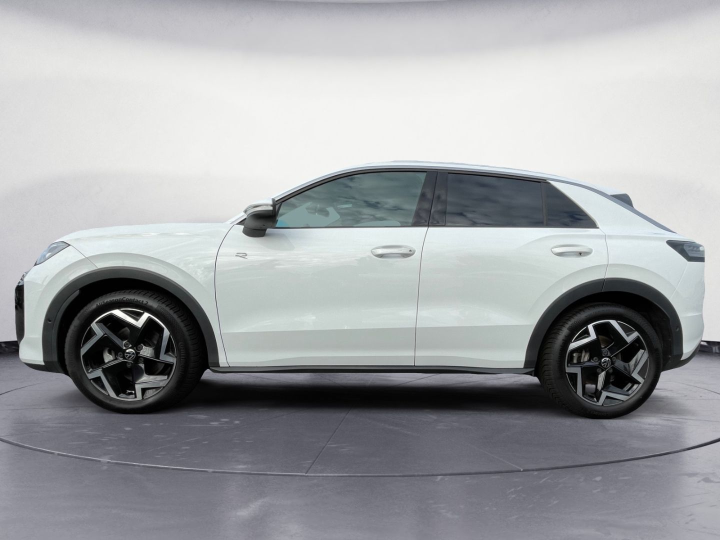 Volkswagen T-Roc R-Line 1.5 eTSI DSG MATRIX NAVI KAMERA KEY foto 2