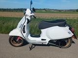 Vespa GTS 300 (Service & Reifen neu) - Vespa Motorräder in Stuttgart
