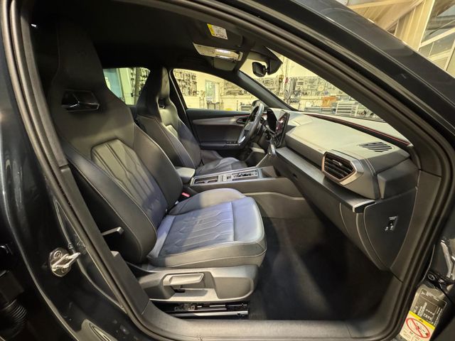 Formentor VZ 2.0TSI 310PS 4Drive DSG Brembo/NAV